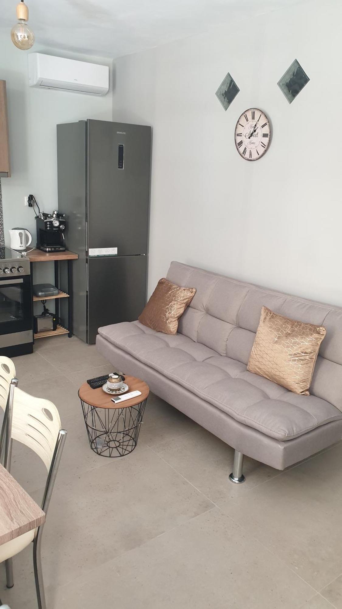 Errika Appartement Ermoupoli Buitenkant foto